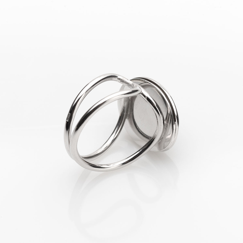 Srebrny pierścionek z krzemieniem pasiastym - regulowany rozmiar